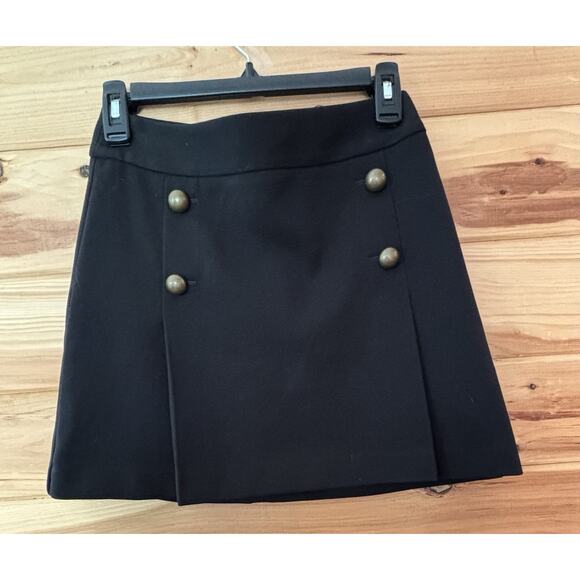 Express Black Mini Skirt Sz 2 NWT Button Accents Front Pleats Academia Preppy - Picture 1 of 4
